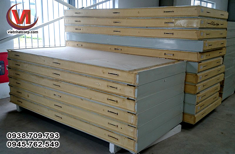 Tấm panel PU cách âm cách nhiệt Việt Nhật